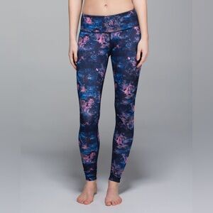 Lululemon Athletica Blue and Pink Patterned Leggings